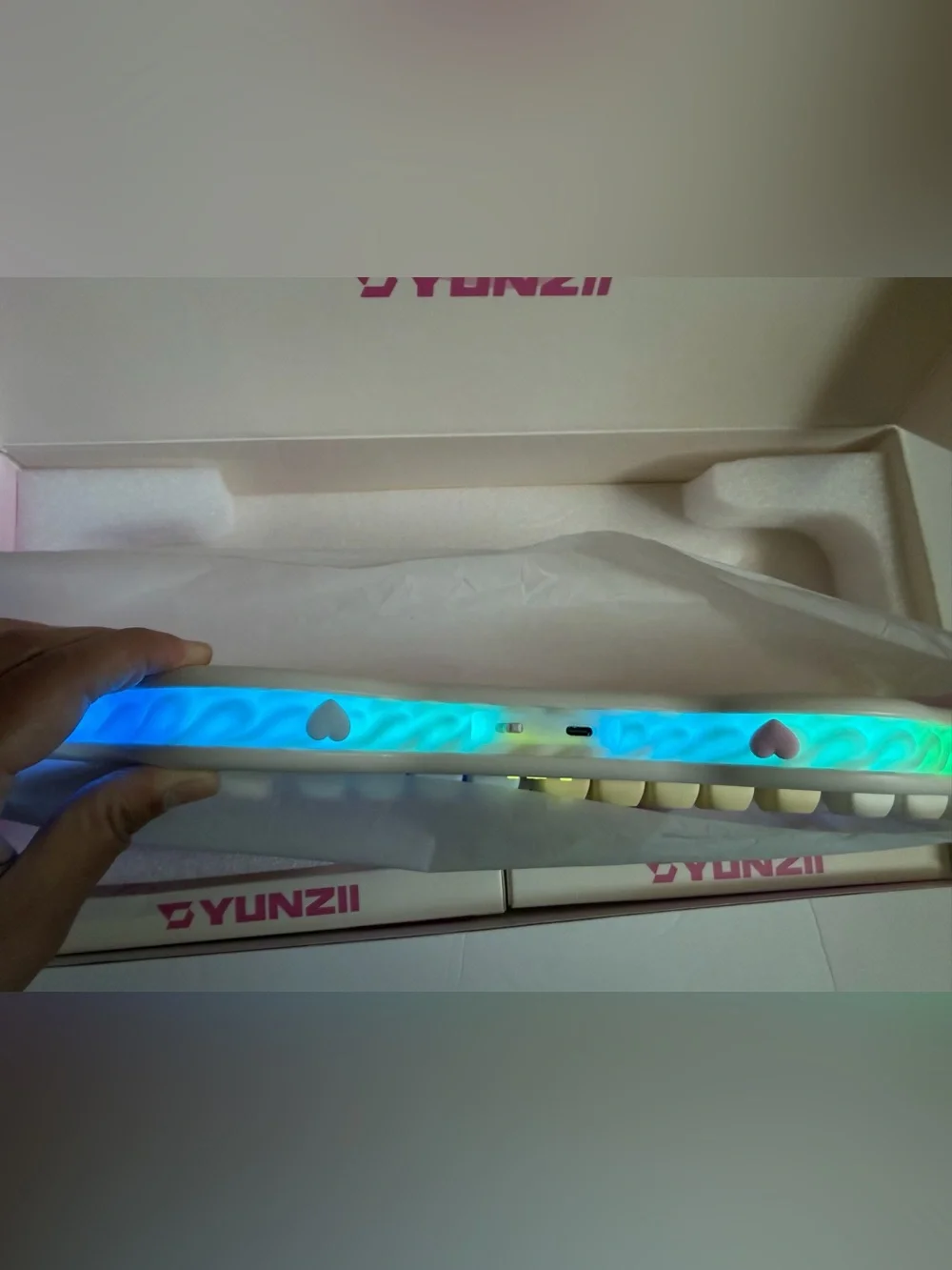 Yunzii C98 Beige Pastel Keyboard Cake Cat Wireless Mechanical Candy Switches